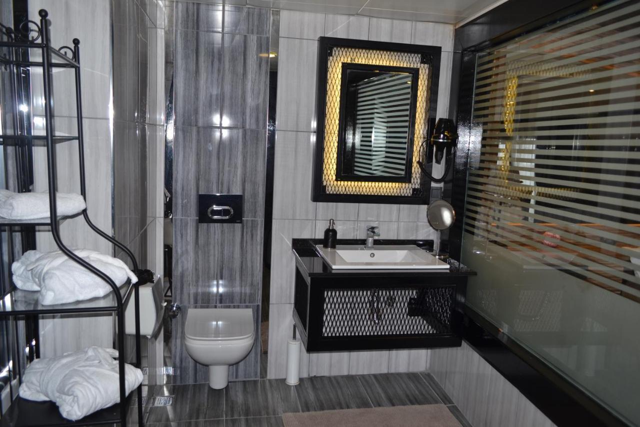Gumus Palace Suites Istanbul Bagian luar foto